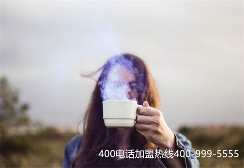 座機(jī)號(hào)注冊一個(gè)400電話多少錢（注冊400電話多少錢）